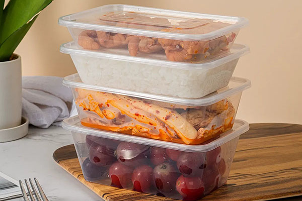 Injeksi vs. Thermoforming